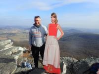 /home//u458753944/public_html/sourcegallery///////////////////////////////////////////////////////////other/races/pulpit/me_and_taylor.jpg