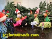 /home//u458753944/public_html/sourcegallery/////////////////////////////////////////////Chickens/Christmas/PC050057.jpg